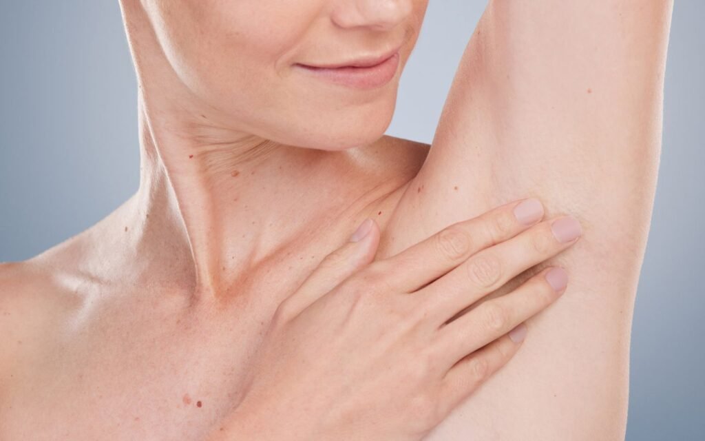 Underarm whitening treatment in Dubai for dark underarms and pigmentation